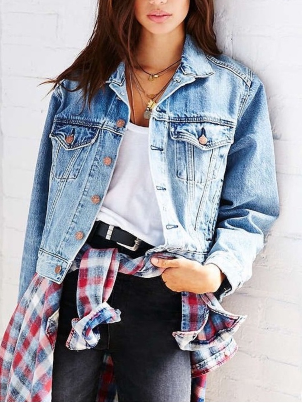 BDG Urban Outfitters Denim Trucker Jacket in Medium Wash - Small